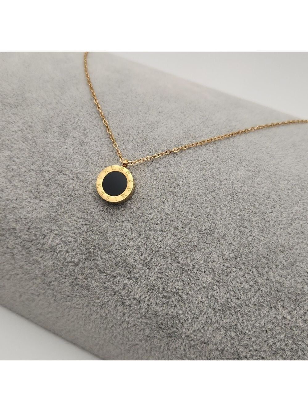 Black Round Pendant Necklace, Roman Numerals – 18K Gold Plated Stainless Steel